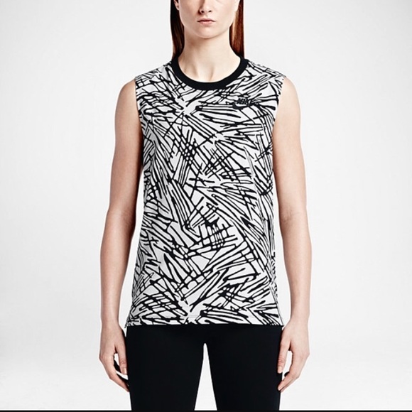 Nike Tops - Nike Muscle Tee